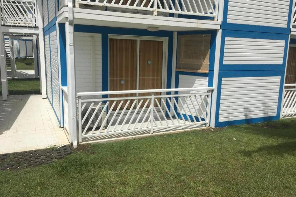 Superbe Studio Superieur Neuf Avec Balcon Saint-Francois (Grande-Terre) Exteriér fotografie