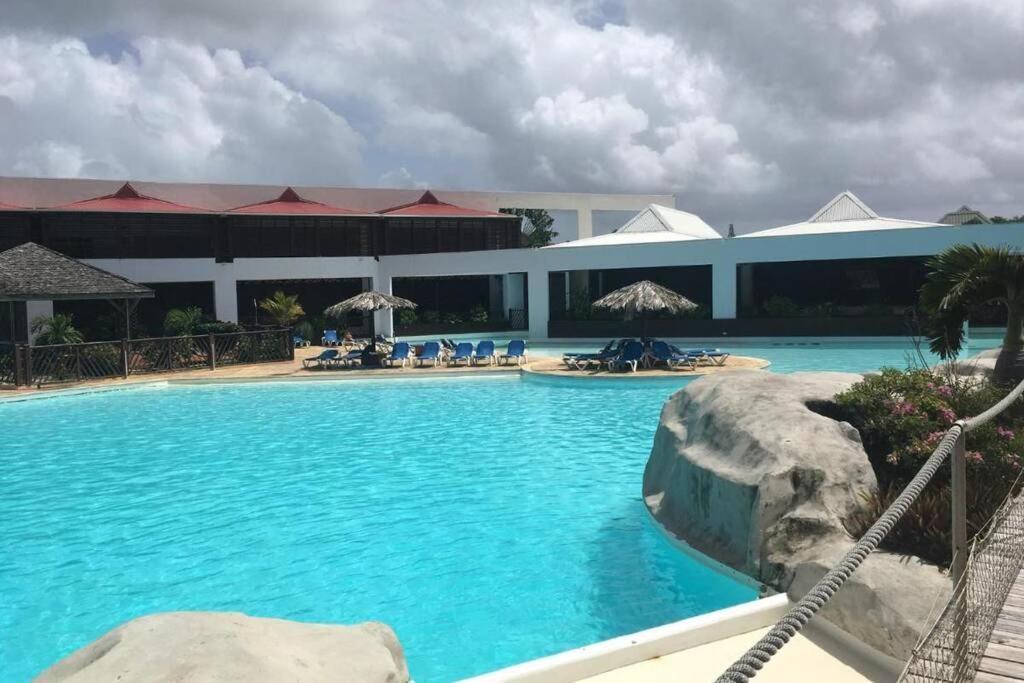 Superbe Studio Superieur Neuf Avec Balcon Saint-Francois (Grande-Terre) Exteriér fotografie