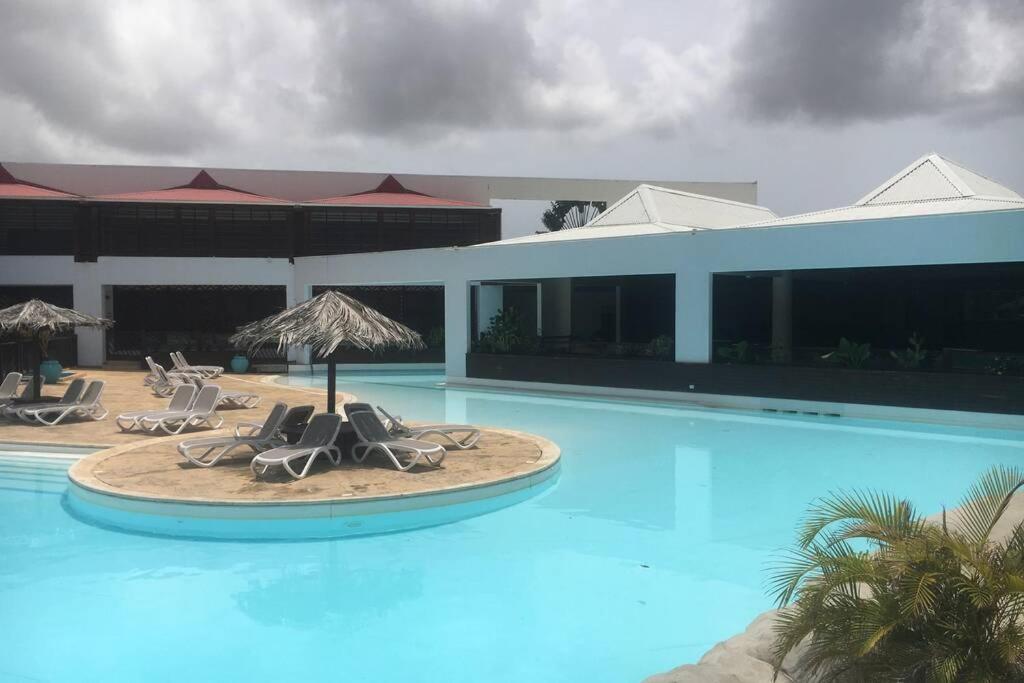 Superbe Studio Superieur Neuf Avec Balcon Saint-Francois (Grande-Terre) Exteriér fotografie