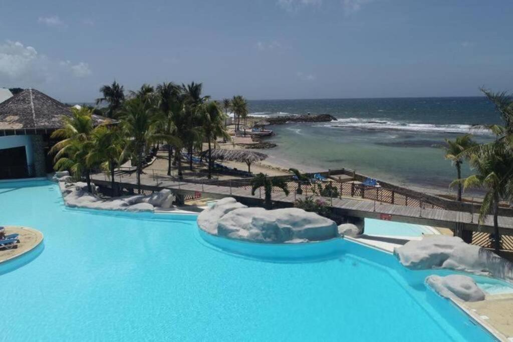 Superbe Studio Superieur Neuf Avec Balcon Saint-Francois (Grande-Terre) Exteriér fotografie